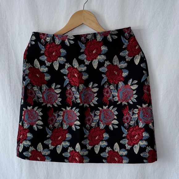 contemporaine Dresses & Skirts - Embroidered Floral Mini Skirt in Black and Red